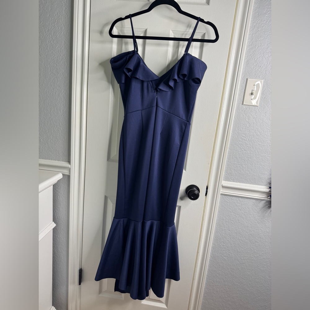 Venus Ruffle Midi Dress Size M - Picture 7 of 10
